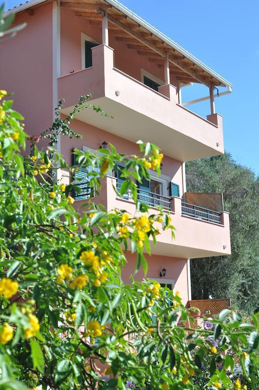 Paradise Apartment *